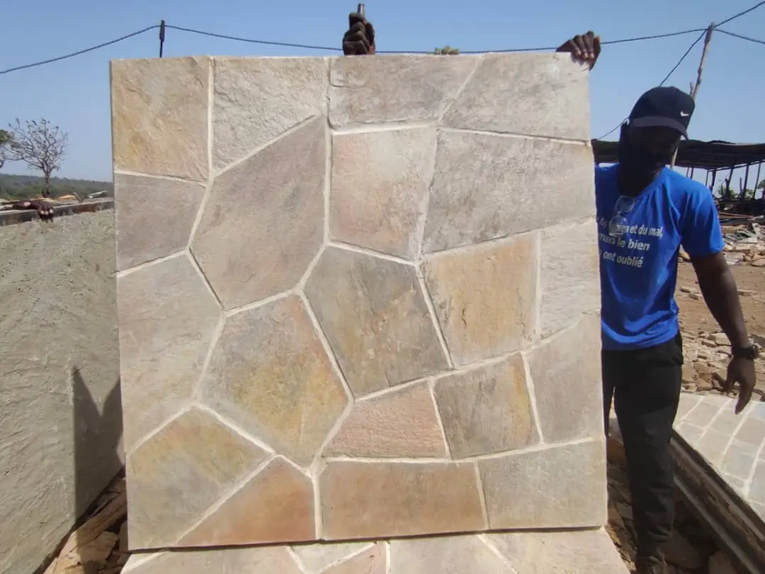 fournisseur de pierres naturelles ornementales en quartzite du bénin
