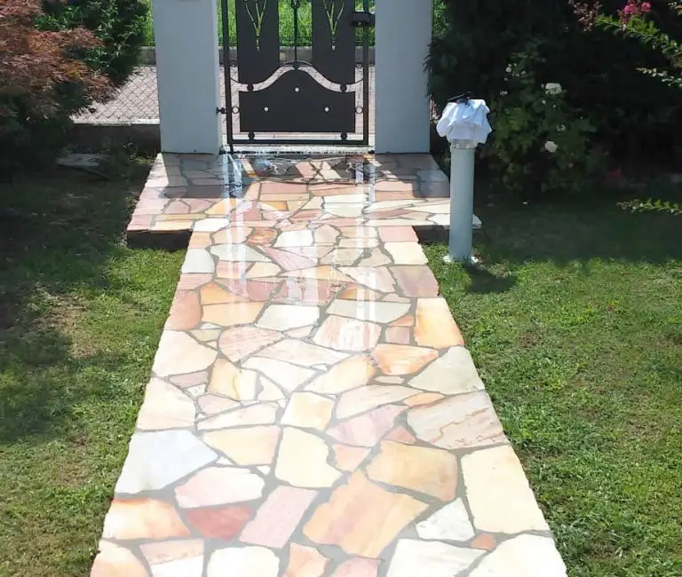 Pavage en pierre Naturelle décorative en quartzite du Bénin